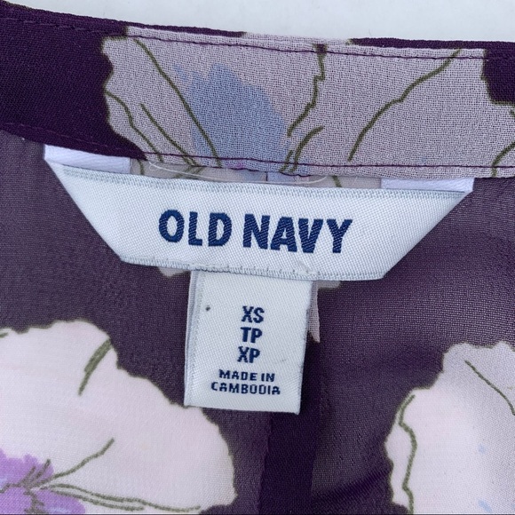 Old Navy Flowered Sheer Top Size XS - Picture 5 of 6